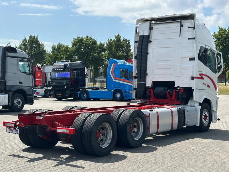 Volvo FH 16.750 6x4 Globe XL Chassis Retarder 4.30 Wb Full Air - Šasija kravas automašīna: foto 3 Volvo FH 16.750 6x4 Globe XL Chassis Retarder 4.30 Wb Full Air - Šasija kravas automašīna: foto 3