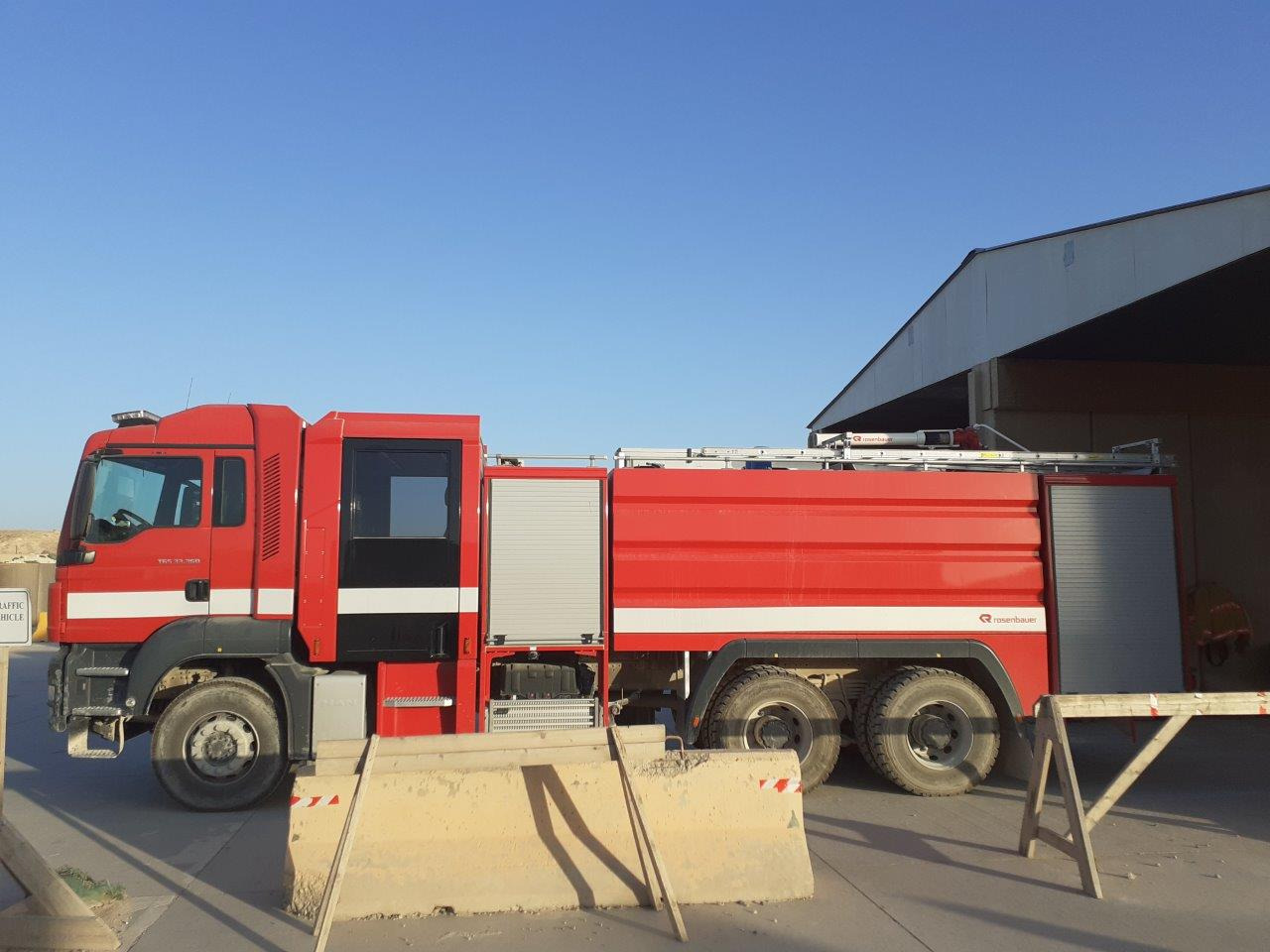 Rosenbauer Man Mustang TLF 11000 6x4 - Ugunsdzēsēju mašīna: foto 2 Rosenbauer Man Mustang TLF 11000 6x4 - Ugunsdzēsēju mašīna: foto 2