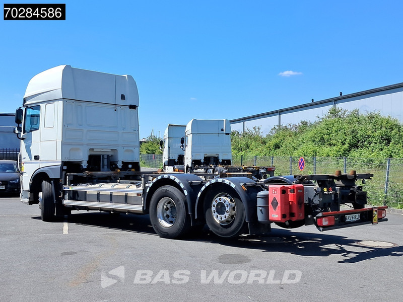 DAF XF 480 6X2 SSC Retarder 2x Tanks Lif+Lenkachse Standklima LED ACC - Konteineru vedējs/ Kravas automašīna ar noņemamā virsbūve: foto 2 DAF XF 480 6X2 SSC Retarder 2x Tanks Lif+Lenkachse Standklima LED ACC - Konteineru vedējs/ Kravas automašīna ar noņemamā virsbūve: foto 2