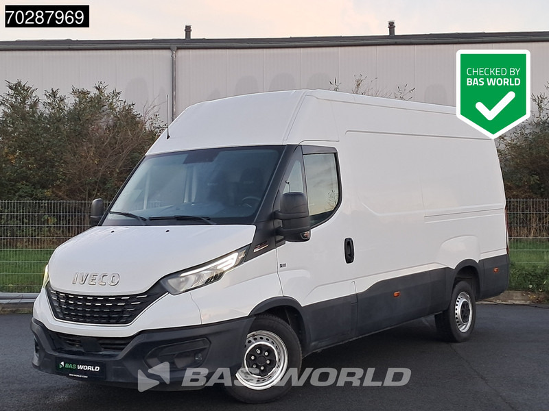 Iveco Daily 35S18 3.0L Automatik L2H2 3,5t AHK 180PS LED Navi Klima Tempomat Kamera Euro6 L2 12m3 A/C Towbar Cruise control - Kravas mikroautobuss: foto 1 Iveco Daily 35S18 3.0L Automatik L2H2 3,5t AHK 180PS LED Navi Klima Tempomat Kamera Euro6 L2 12m3 A/C Towbar Cruise control - Kravas mikroautobuss: foto 1