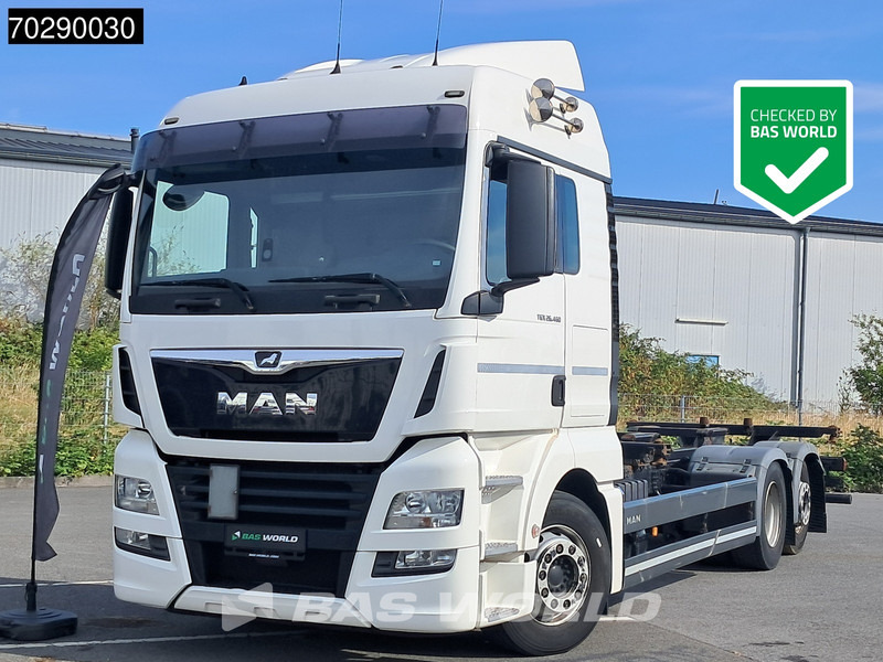 MAN TGX 26.460 6X2 BDF Liftaxle Automatic Retarder ACC Euro 6 - Konteineru vedējs/ Kravas automašīna ar noņemamā virsbūve: foto 1 MAN TGX 26.460 6X2 BDF Liftaxle Automatic Retarder ACC Euro 6 - Konteineru vedējs/ Kravas automašīna ar noņemamā virsbūve: foto 1