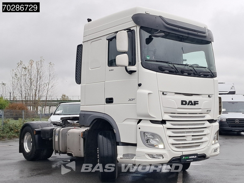 DAF XF 530 XF 4X2 SC Retarder LED Hydraulic Alcoa Euro 6 - Vilcējs: foto 2 DAF XF 530 XF 4X2 SC Retarder LED Hydraulic Alcoa Euro 6 - Vilcējs: foto 2