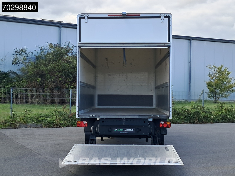 Volkswagen Crafter 140pk Ladebordwand Automatik 140PS Koffer Kamera Tempomat Klima Euro6 20m3 A/C Cruise control - Furgons ar slēgtā virsbūve: foto 5 Volkswagen Crafter 140pk Ladebordwand Automatik 140PS Koffer Kamera Tempomat Klima Euro6 20m3 A/C Cruise control - Furgons ar slēgtā virsbūve: foto 5