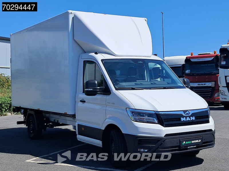 Volkswagen Crafter 177pk Neu! Automatik 2025 Facelift Koffer Ladebordwand Navi Klima Tempomat LED Euro6 21m3 A/C Cruise control - Furgons ar slēgtā virsbūve: foto 5 Volkswagen Crafter 177pk Neu! Automatik 2025 Facelift Koffer Ladebordwand Navi Klima Tempomat LED Euro6 21m3 A/C Cruise control - Furgons ar slēgtā virsbūve: foto 5