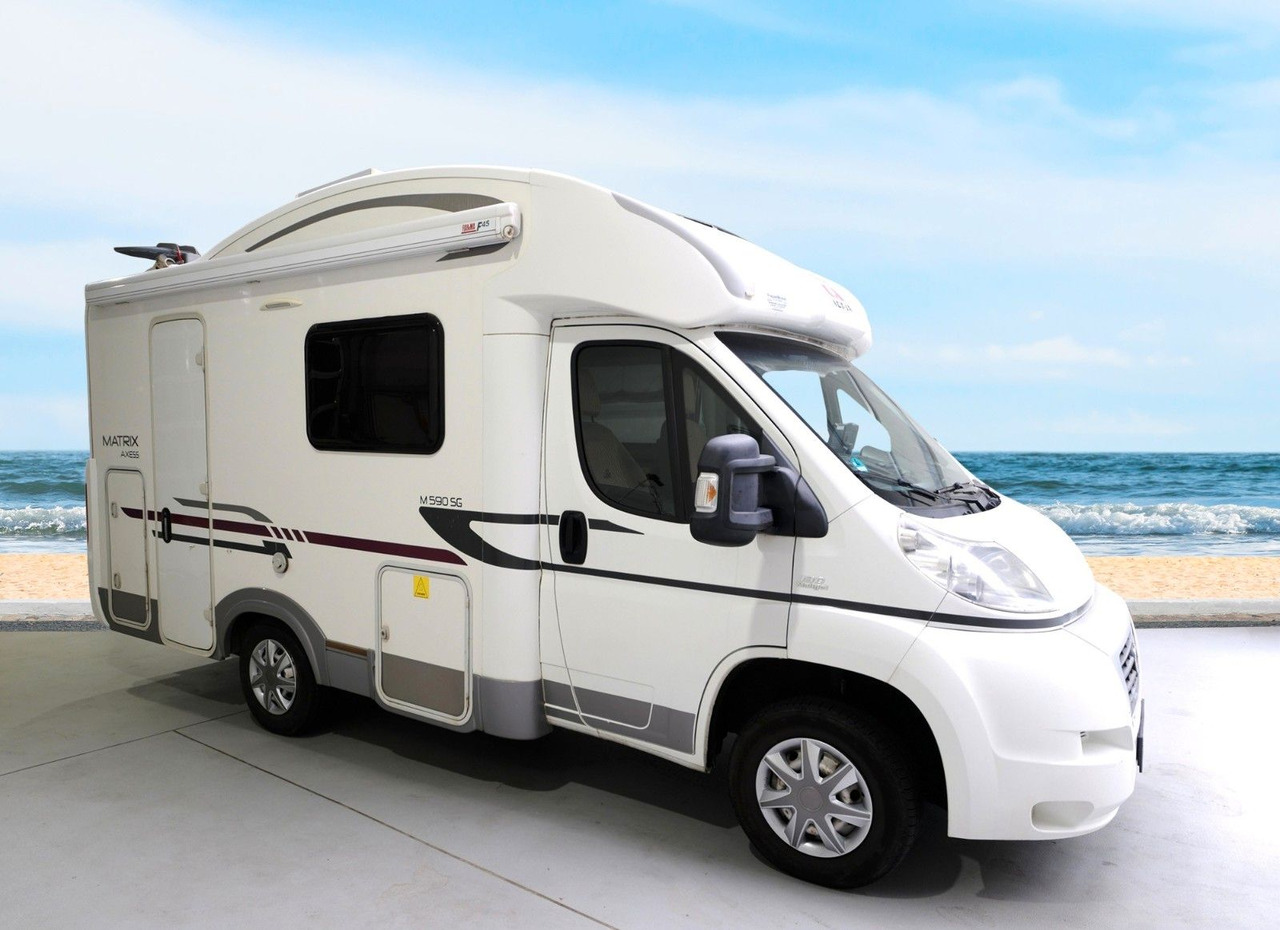 Adria Matrix Axess M 590 SG/Automatik/Hubbett/TOP - Daļēji integrētais kemperis: foto 1 Adria Matrix Axess M 590 SG/Automatik/Hubbett/TOP - Daļēji integrētais kemperis: foto 1