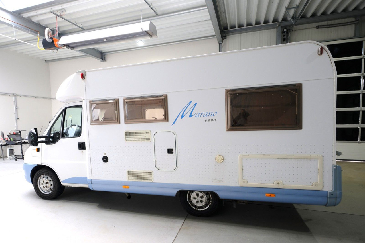 Bürstner Marano T 580/Festbett/Klimaanlage/sep.Dusche - Daļēji integrētais kemperis: foto 3 Bürstner Marano T 580/Festbett/Klimaanlage/sep.Dusche - Daļēji integrētais kemperis: foto 3