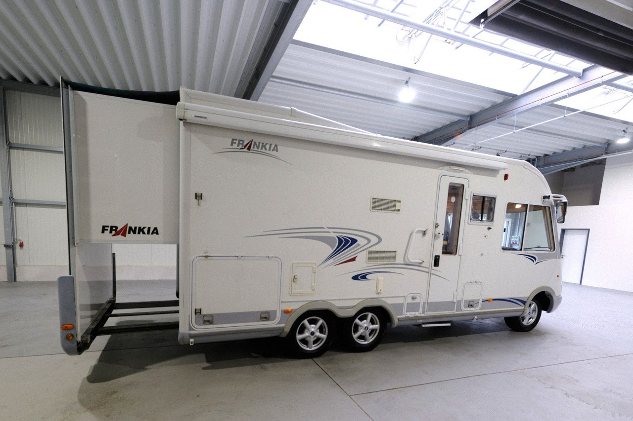 Frankia I 650 QS HolidayClass/Festbett+Hubbett/Klima/DPF - Integrēts kemperis: foto 4 Frankia I 650 QS HolidayClass/Festbett+Hubbett/Klima/DPF - Integrēts kemperis: foto 4