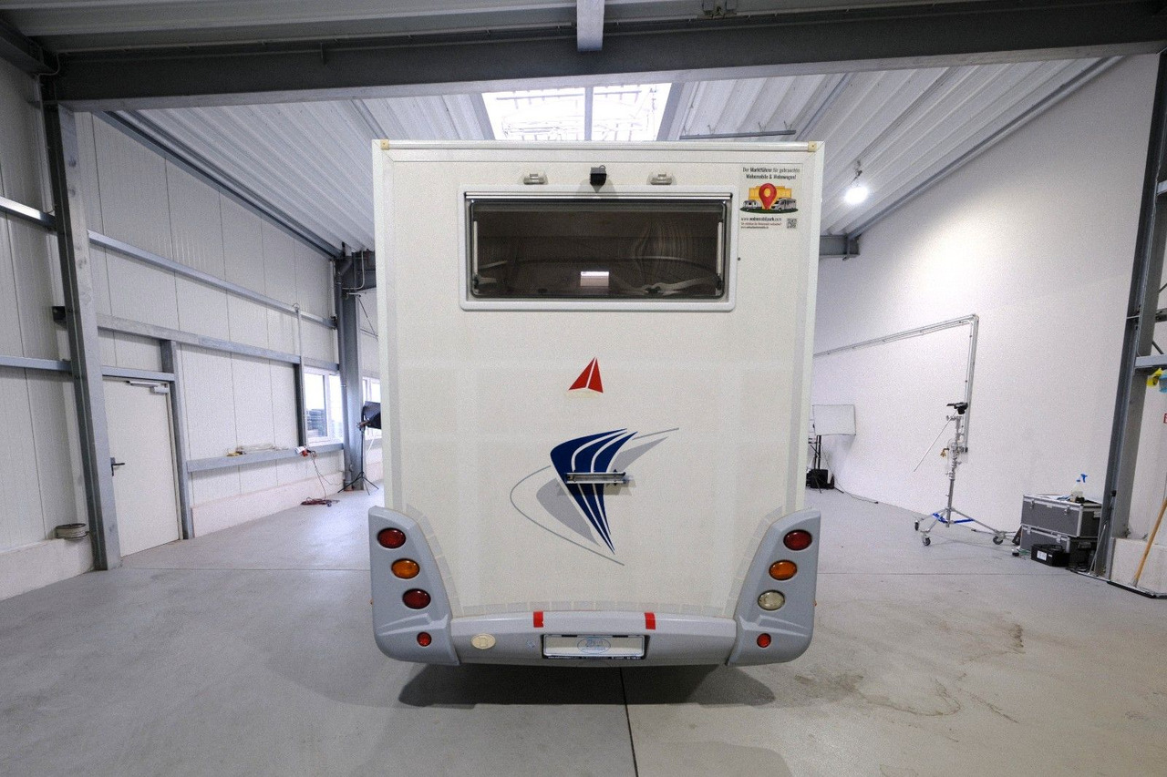 Frankia I 650 QS HolidayClass/Festbett+Hubbett/Klima/DPF - Integrēts kemperis: foto 5 Frankia I 650 QS HolidayClass/Festbett+Hubbett/Klima/DPF - Integrēts kemperis: foto 5