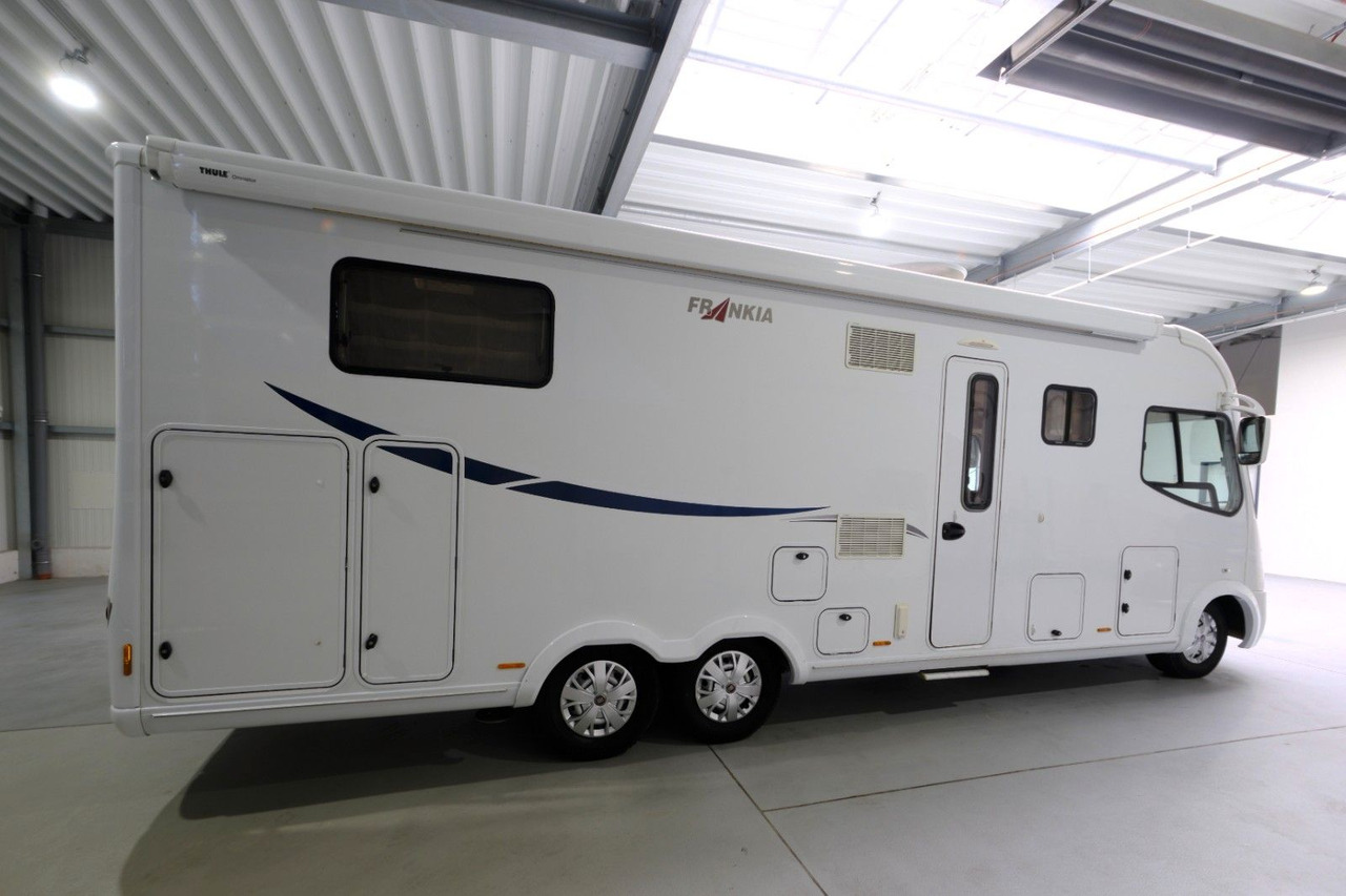 Frankia I 840 QD/Automatik/Festbett+Hubbett/TOP - Integrēts kemperis: foto 4 Frankia I 840 QD/Automatik/Festbett+Hubbett/TOP - Integrēts kemperis: foto 4