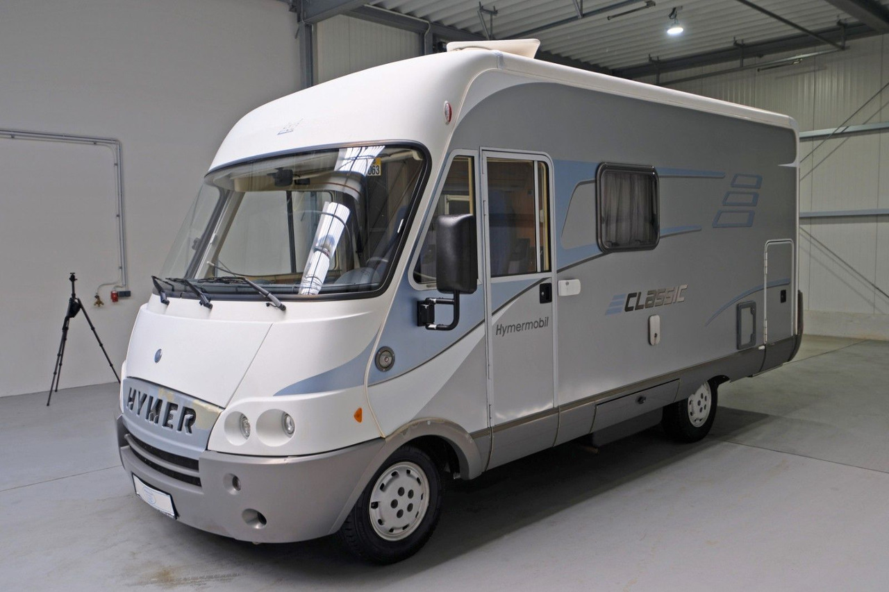 HYMER / ERIBA / HYMERCAR B 504 Classic/Festbett+Hubbett/Garage/Klima/Mar - Integrēts kemperis: foto 2 HYMER / ERIBA / HYMERCAR B 504 Classic/Festbett+Hubbett/Garage/Klima/Mar - Integrēts kemperis: foto 2