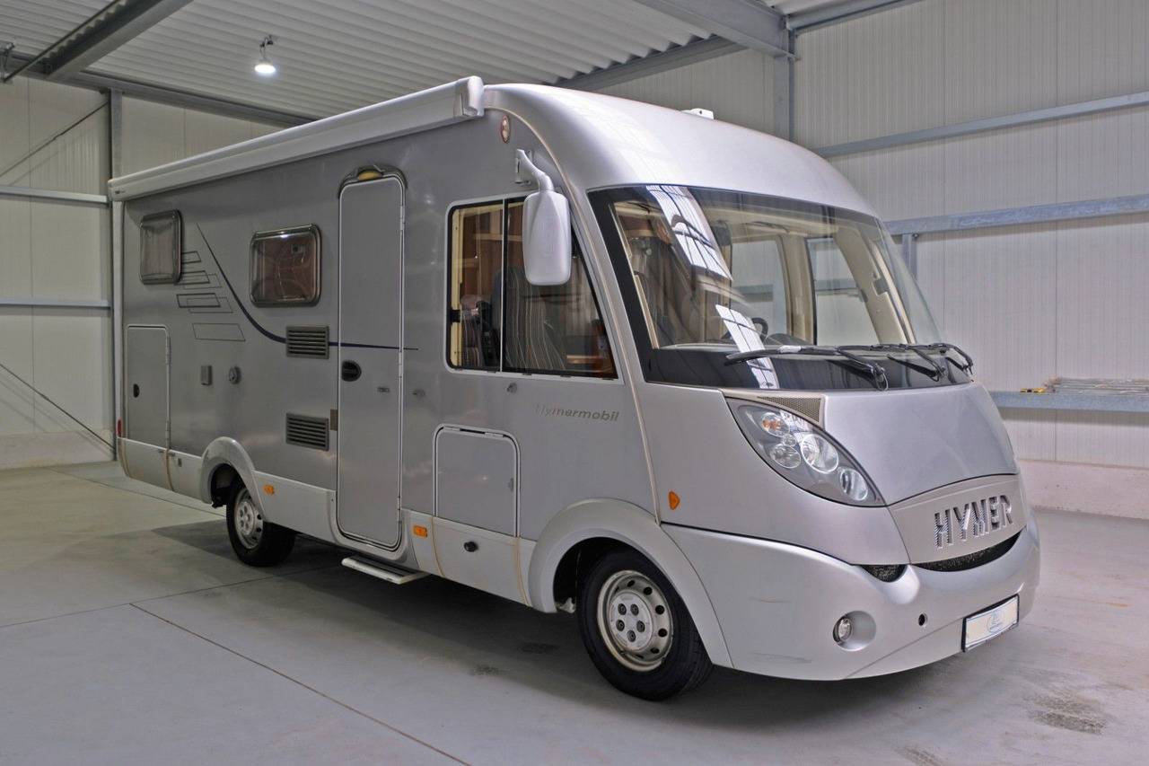 HYMER / ERIBA / HYMERCAR B 514 CL/Festbett+Hubbett/Garage/Klima/Markise - Integrēts kemperis: foto 1 HYMER / ERIBA / HYMERCAR B 514 CL/Festbett+Hubbett/Garage/Klima/Markise - Integrēts kemperis: foto 1