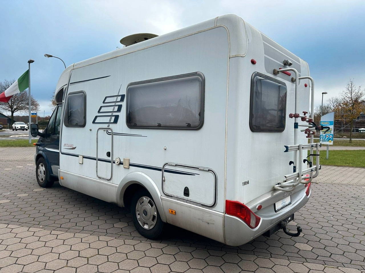 Daļēji integrētais kemperis HYMER / ERIBA / HYMERCAR TRAMP T 572 CL/Festbett/Klima/Markise HYMER / ERIBA / HYMERCAR TRAMP T 572 CL/Festbett/Klima/Markise: foto 7