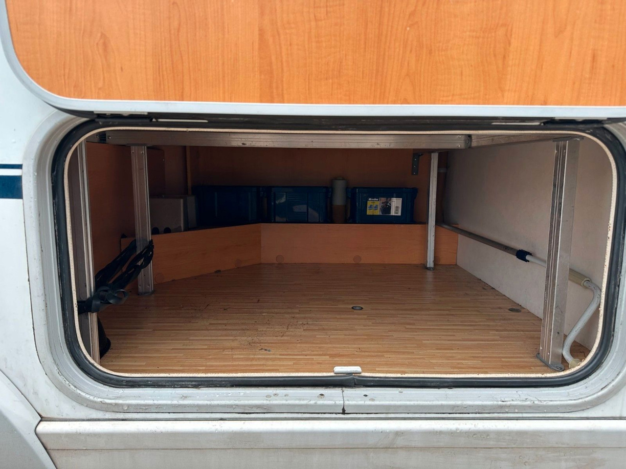 Daļēji integrētais kemperis HYMER / ERIBA / HYMERCAR TRAMP T 572 CL/Festbett/Klima/Markise HYMER / ERIBA / HYMERCAR TRAMP T 572 CL/Festbett/Klima/Markise: foto 14