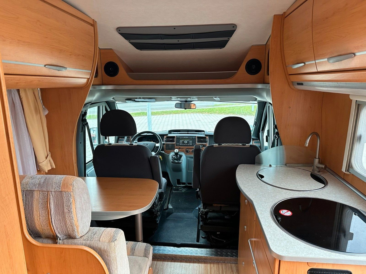 Daļēji integrētais kemperis HYMER / ERIBA / HYMERCAR TRAMP T 572 CL/Festbett/Klima/Markise HYMER / ERIBA / HYMERCAR TRAMP T 572 CL/Festbett/Klima/Markise: foto 21