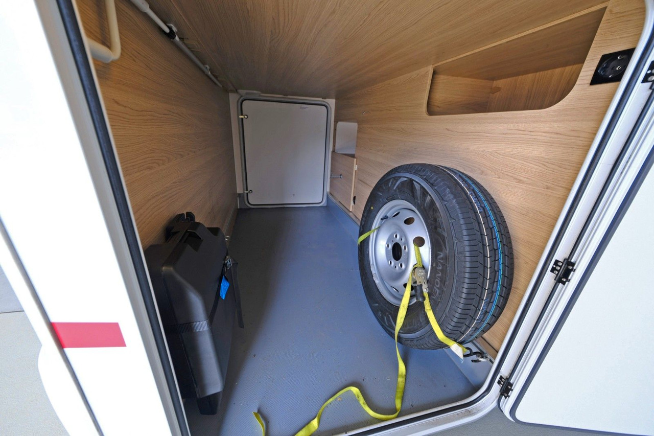 LMC Cruiser 732G/Automatik/Einzelbetten+Aufstelldach - Daļēji integrētais kemperis: foto 5 LMC Cruiser 732G/Automatik/Einzelbetten+Aufstelldach - Daļēji integrētais kemperis: foto 5