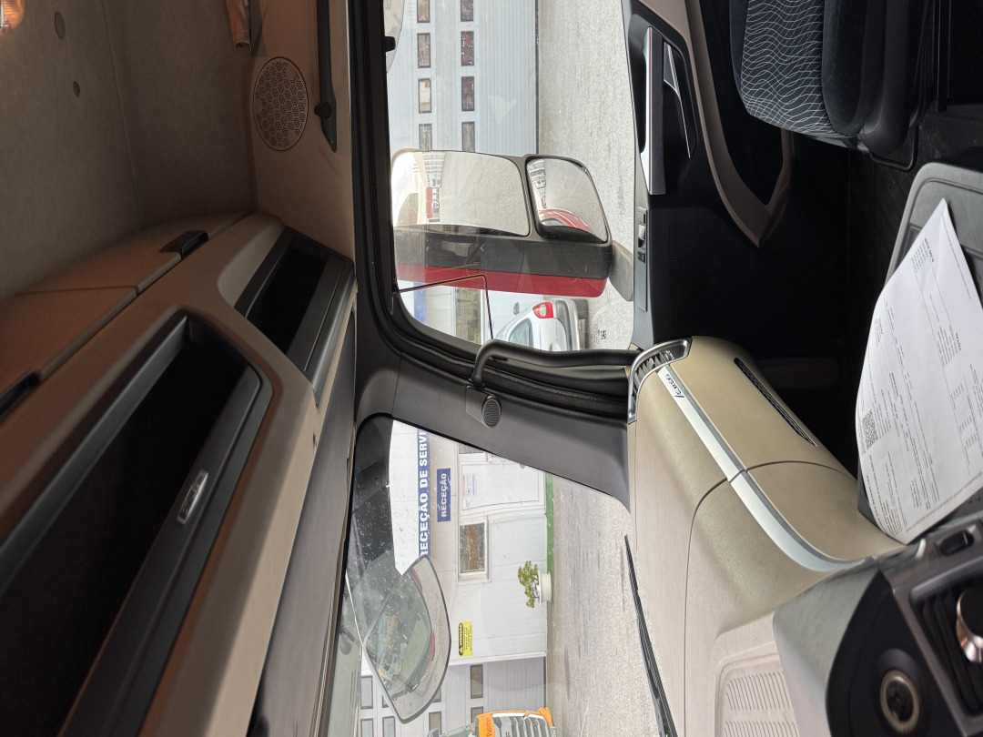 Mercedes Actros 510 1851 - Vilcējs: foto 3 Mercedes Actros 510 1851 - Vilcējs: foto 3