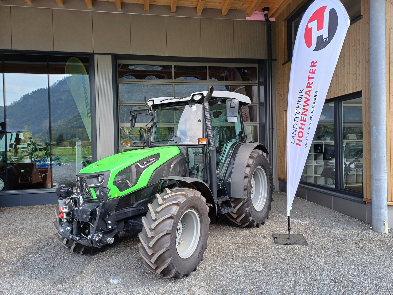 Deutz Fahr 5095 D Premium Stage V (20573) - Traktors: foto 1 Deutz Fahr 5095 D Premium Stage V (20573) - Traktors: foto 1