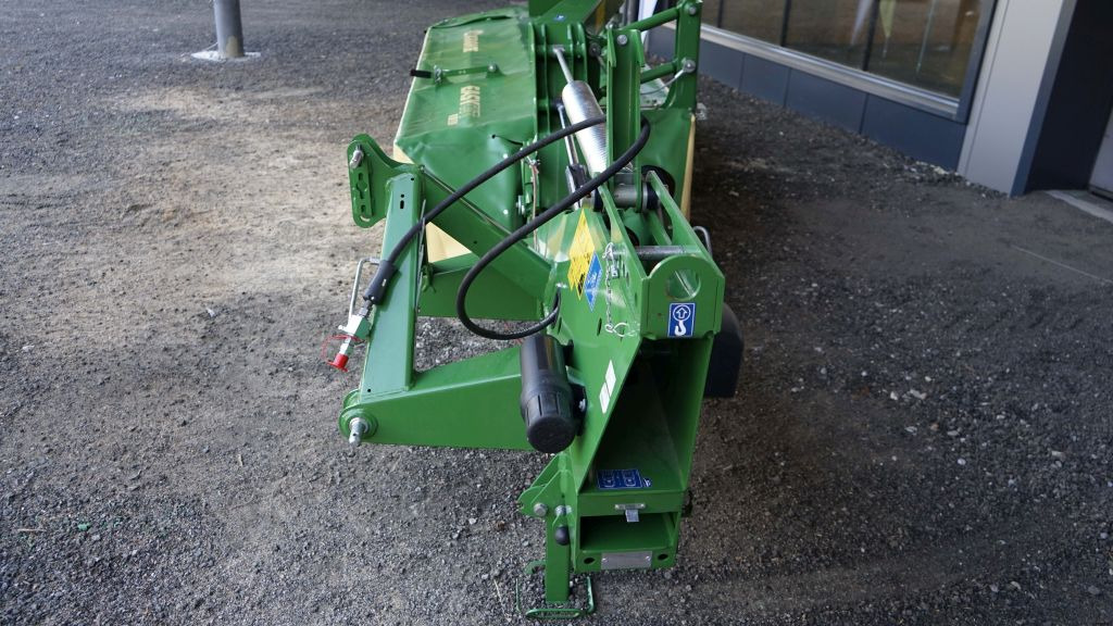 Krone EasyCut R 320 (20705) - Pļāvējs: foto 3 Krone EasyCut R 320 (20705) - Pļāvējs: foto 3