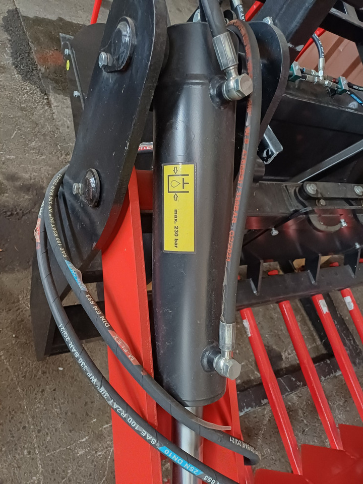 Stekro Ballenschneider Euro-Aufnahme (22307) - Lopbarības sagatavošanas tehnika: foto 3 Stekro Ballenschneider Euro-Aufnahme (22307) - Lopbarības sagatavošanas tehnika: foto 3