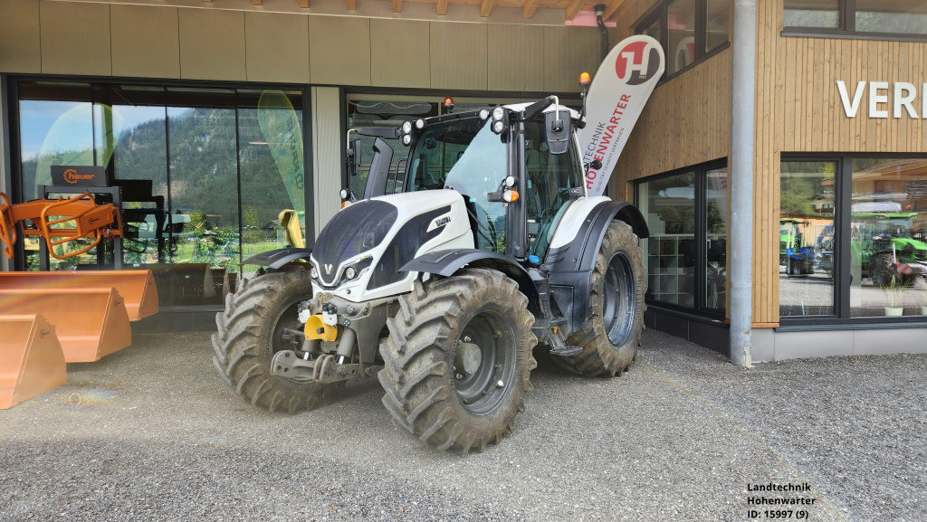 Valtra N 175 Direct (15997) - Traktors: foto 1 Valtra N 175 Direct (15997) - Traktors: foto 1