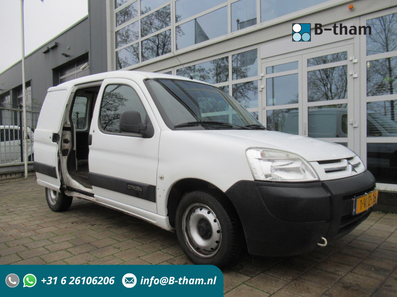 Citroën Berlingo 1.6 HDI 66KW 600 First AHK Schuifdeur - Mazs furgons: foto 1 Citroën Berlingo 1.6 HDI 66KW 600 First AHK Schuifdeur - Mazs furgons: foto 1
