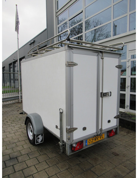 Hapert EA R + Osmoworks 1000L Telewash Gesloten aanhanger - Piekabe slēgtā virsbūve: foto 4 Hapert EA R + Osmoworks 1000L Telewash Gesloten aanhanger - Piekabe slēgtā virsbūve: foto 4