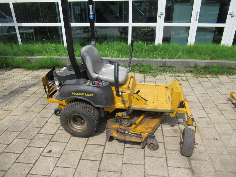 Hustler SPORT 0-Turn Maaier / Mower for parts / Defect - Zāles pļāvējs: foto 2 Hustler SPORT 0-Turn Maaier / Mower for parts / Defect - Zāles pļāvējs: foto 2
