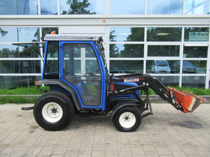 Iseki TF321H 4x4 + Cabine + Voorlader + Fronthef - Traktors: foto 5 Iseki TF321H 4x4 + Cabine + Voorlader + Fronthef - Traktors: foto 5