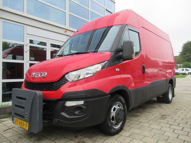 Iveco Daily 35C15V 3.0 352 H3 L NIDO DIN Standverw. - Furgons ar slēgtā virsbūve: foto 3 Iveco Daily 35C15V 3.0 352 H3 L NIDO DIN Standverw. - Furgons ar slēgtā virsbūve: foto 3