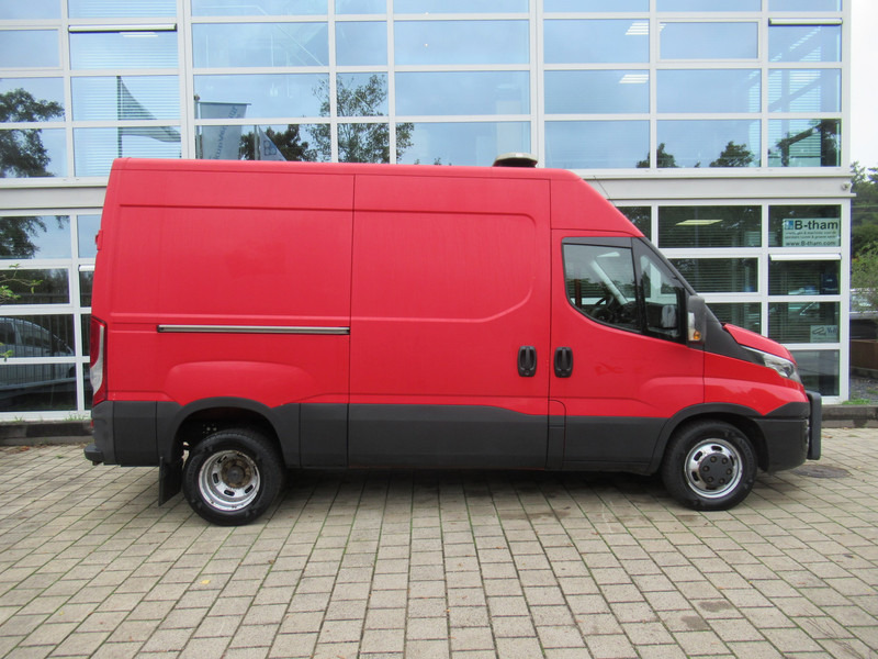 Iveco Daily 35C15V 3.0 352 H3 L NIDO DIN Standverw. - Furgons ar slēgtā virsbūve: foto 4 Iveco Daily 35C15V 3.0 352 H3 L NIDO DIN Standverw. - Furgons ar slēgtā virsbūve: foto 4