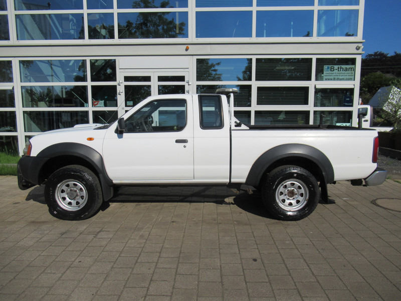 Nissan Navara 2.5 DTi King Cab 4-L.Lux. 1,5CAB PICK-UP - Komercauto: foto 3 Nissan Navara 2.5 DTi King Cab 4-L.Lux. 1,5CAB PICK-UP - Komercauto: foto 3
