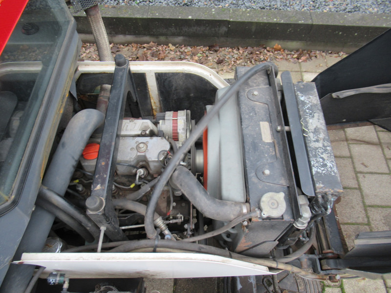 Ielu tīrīšanas mašīna LM TRAC 286 Werktuigdrager ( zonder Borstel arm ): foto 11 Ielu tīrīšanas mašīna LM TRAC 286 Werktuigdrager ( zonder Borstel arm ): foto 11