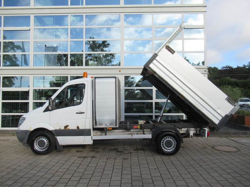 Mercedes-Benz Sprinter 309 2.2 CDI 366 3-Z./S. Kipper Tipper - Komercauto pašizgāzējs: foto 5 Mercedes-Benz Sprinter 309 2.2 CDI 366 3-Z./S. Kipper Tipper - Komercauto pašizgāzējs: foto 5