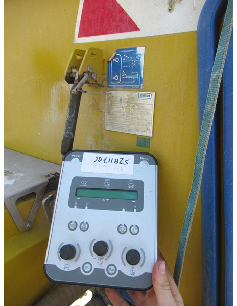 NIDO STRATOS B11K-24 PCXN350 1,1M3 + 500L Rotopower Salzstreuer Salt Spreader Zoutstrooier - Sāls un smilts kaisītājs: foto 5 NIDO STRATOS B11K-24 PCXN350 1,1M3 + 500L Rotopower Salzstreuer Salt Spreader Zoutstrooier - Sāls un smilts kaisītājs: foto 5