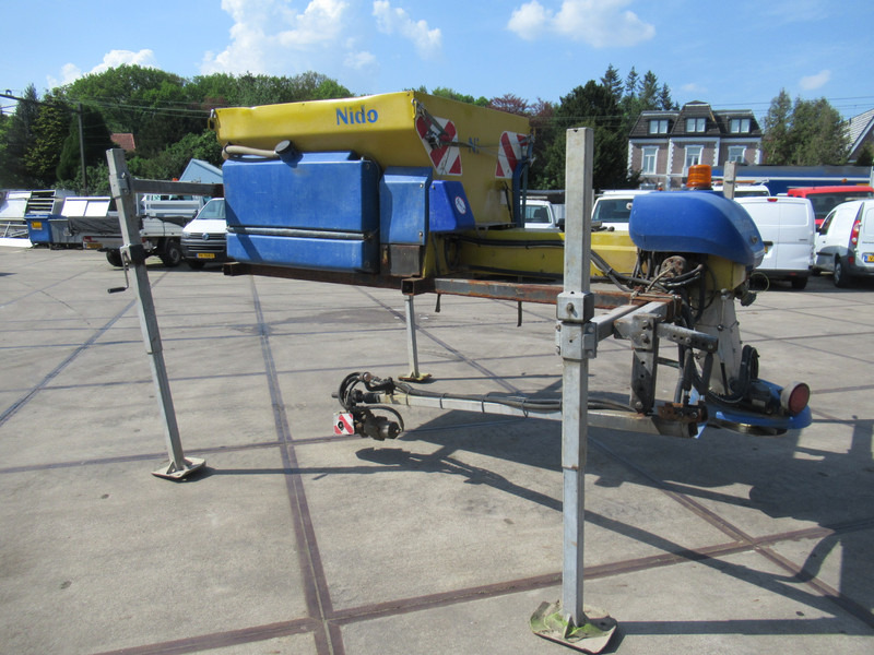 NIDO STRATOS B11K-24 PCXN350 1,1M3 + 500L Rotopower Salzstreuer Salt Spreader Zoutstrooier - Sāls un smilts kaisītājs: foto 4 NIDO STRATOS B11K-24 PCXN350 1,1M3 + 500L Rotopower Salzstreuer Salt Spreader Zoutstrooier - Sāls un smilts kaisītājs: foto 4