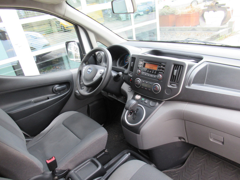 Nissan E-NV200 Optima 24KW accu eigendom, snellader - Mazs furgons, Elektriskais furgons: foto 4 Nissan E-NV200 Optima 24KW accu eigendom, snellader - Mazs furgons, Elektriskais furgons: foto 4