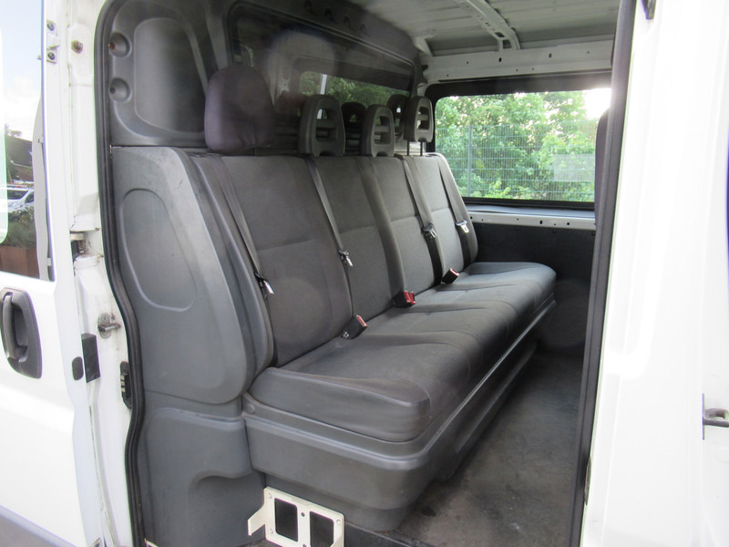 Mazs furgons, Kravas-pasažieru furgons Peugeot Boxer 330 2.2 HDI L1H1 P+ Dubbelcabine DOKA airco: foto 8