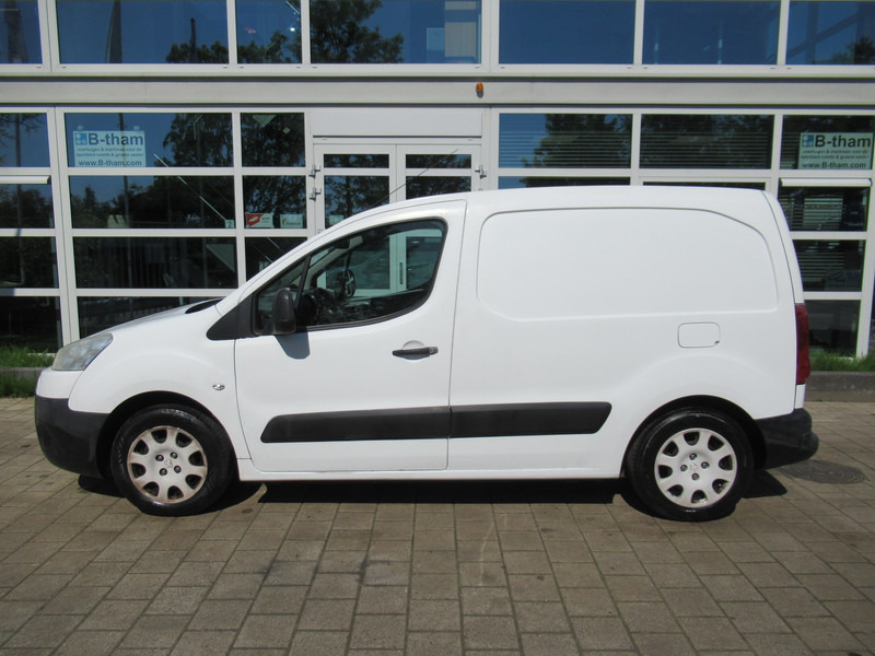 Peugeot Partner 122 1.6 HDI L1XT Pro+ AIRCO 3-Zitpl./Seats - Mazs furgons: foto 2 Peugeot Partner 122 1.6 HDI L1XT Pro+ AIRCO 3-Zitpl./Seats - Mazs furgons: foto 2