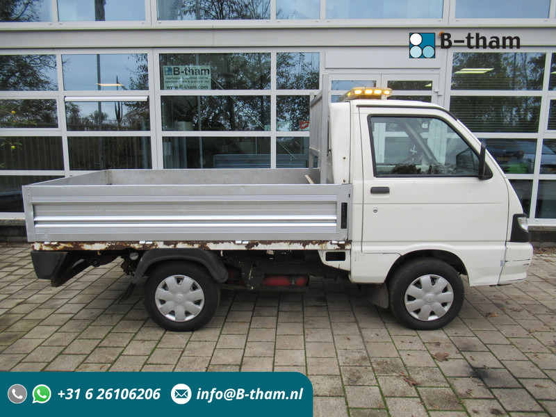 Piaggio Porter 1.3i 46KW Extra PICKUP Bi-Fuel Benzine - CNG - Automašīna ar kravas platformu: foto 1 Piaggio Porter 1.3i 46KW Extra PICKUP Bi-Fuel Benzine - CNG - Automašīna ar kravas platformu: foto 1
