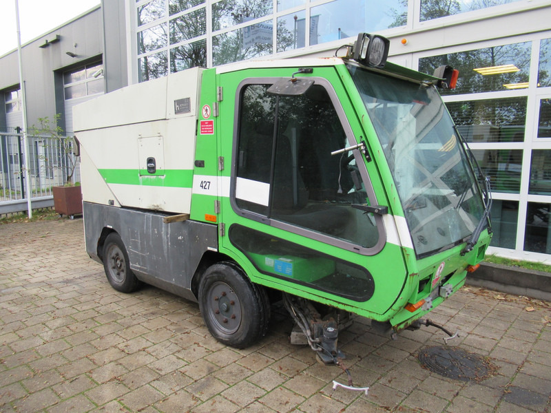 TENNANT HMF 214 Veegmachine, DEFECT / FOR PARTS - Ielu tīrīšanas mašīna: foto 2 TENNANT HMF 214 Veegmachine, DEFECT / FOR PARTS - Ielu tīrīšanas mašīna: foto 2