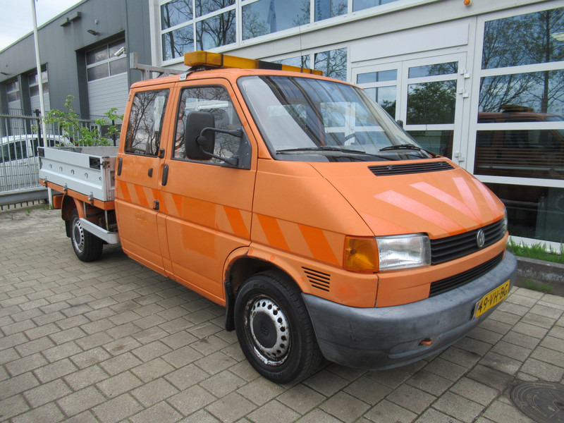 Volkswagen Transporter T4 1.9 TD 50KW 332 DOKA Dubbelcabine - Automašīna ar kravas platformu, Kravas-pasažieru furgons: foto 4 Volkswagen Transporter T4 1.9 TD 50KW 332 DOKA Dubbelcabine - Automašīna ar kravas platformu, Kravas-pasažieru furgons: foto 4
