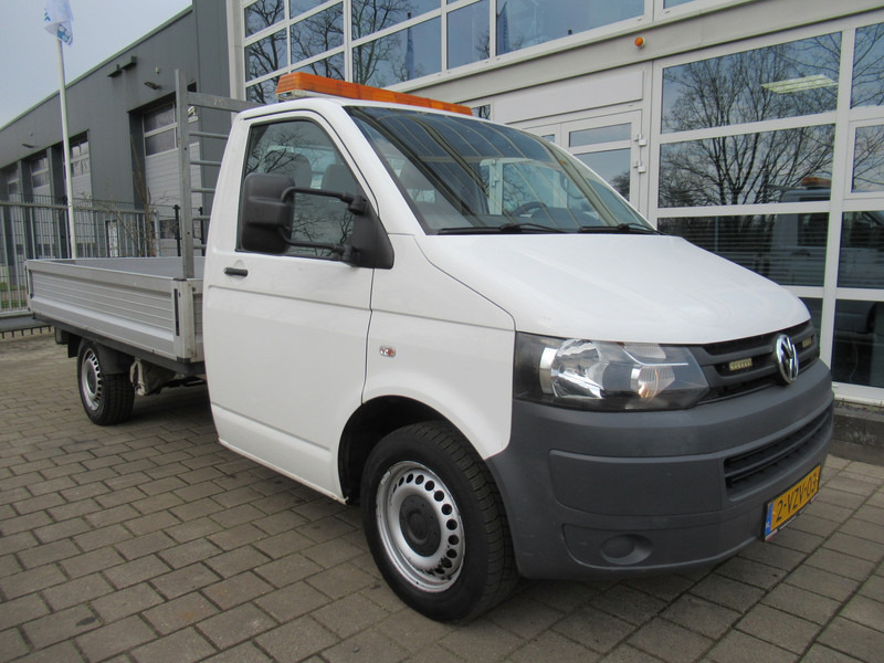 Volkswagen Transporter T5 2.0 TDI 62KW L2H1 Pick-Up Open laadbak - Automašīna ar kravas platformu: foto 5 Volkswagen Transporter T5 2.0 TDI 62KW L2H1 Pick-Up Open laadbak - Automašīna ar kravas platformu: foto 5