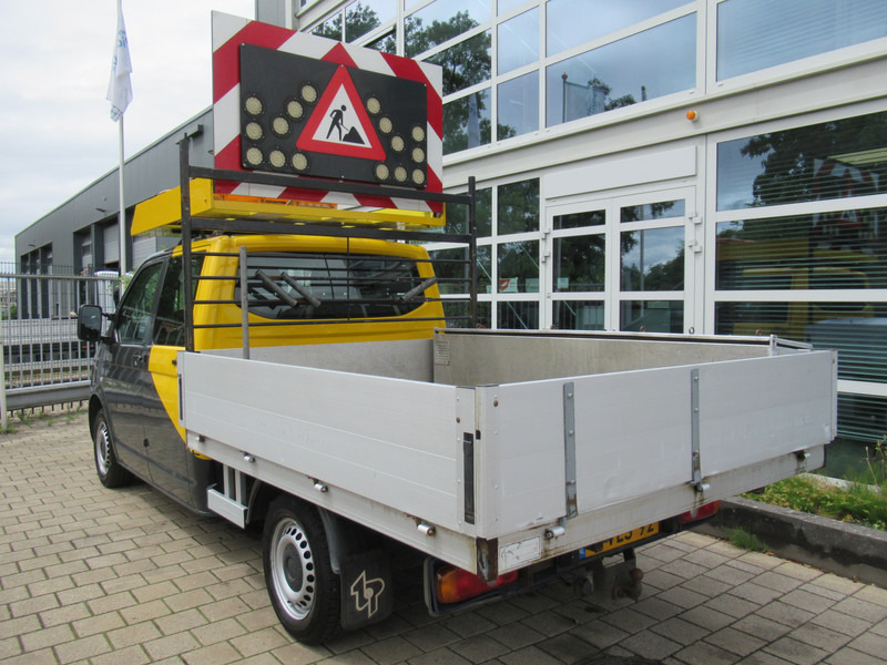 Volkswagen Transporter T5 2.0 TDI 75KW L2 DOKA dubbelcabine Kipper Actiebord - Komercauto pašizgāzējs, Kravas-pasažieru furgons: foto 2 Volkswagen Transporter T5 2.0 TDI 75KW L2 DOKA dubbelcabine Kipper Actiebord - Komercauto pašizgāzējs, Kravas-pasažieru furgons: foto 2