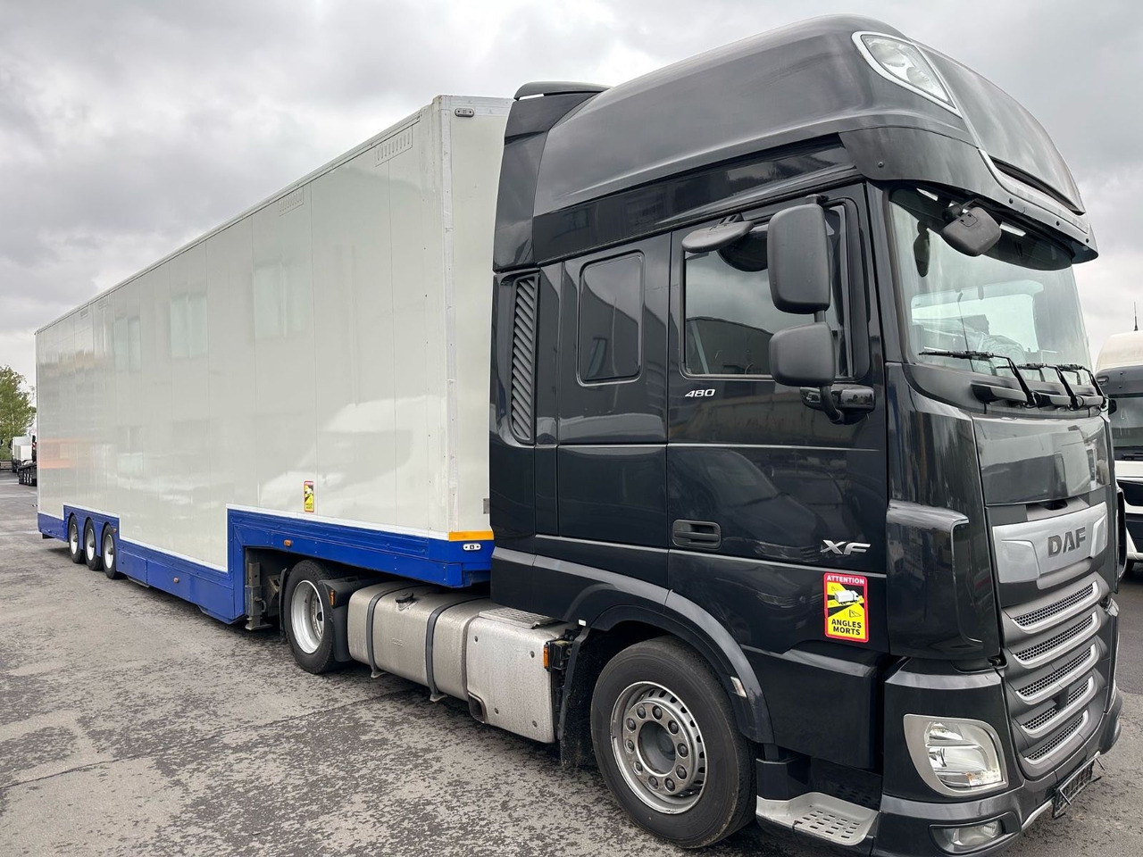 DAF XF 480 + KTT Geschlossener Autotransp.*Winde* - Autovedējs: foto 3 DAF XF 480 + KTT Geschlossener Autotransp.*Winde* - Autovedējs: foto 3