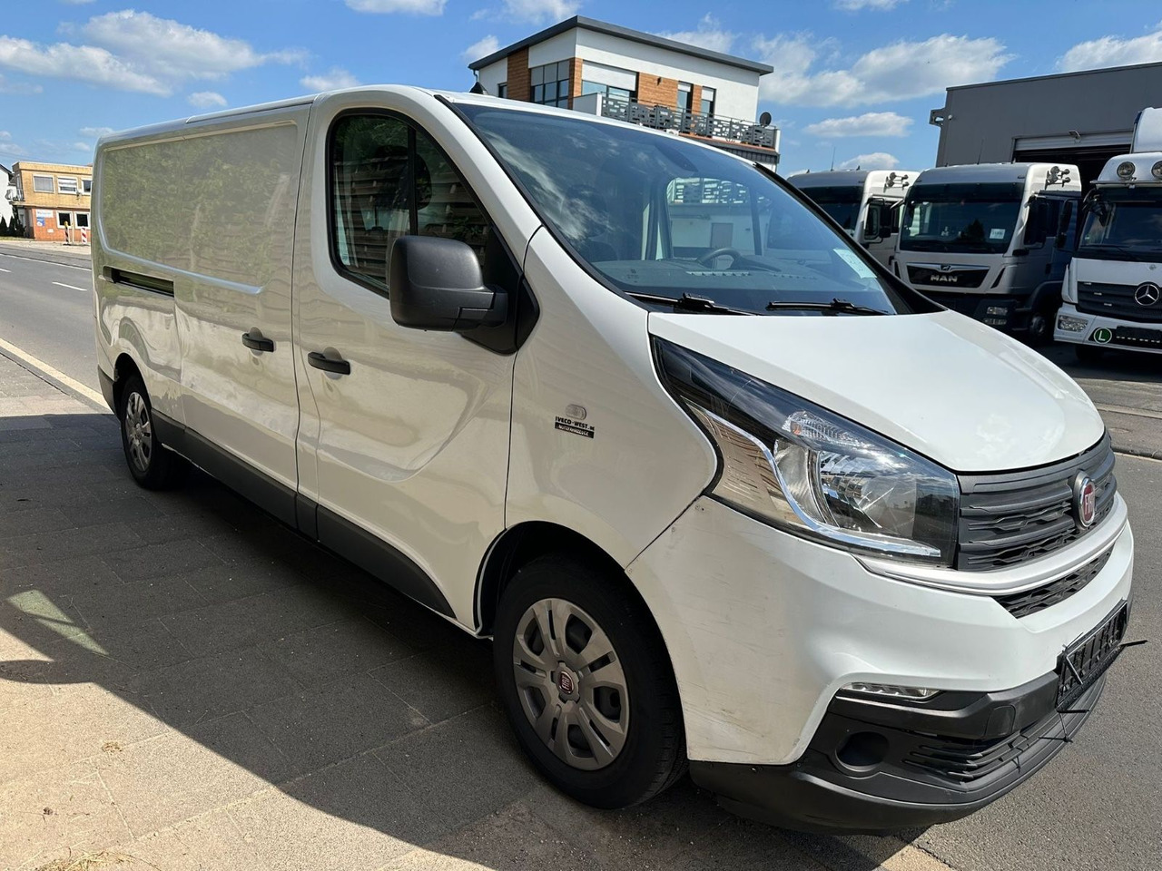 Fiat Talento 2.0 Ecojet L2H1*Kamera* Serviceneu*Klima - Mazs furgons: foto 2 Fiat Talento 2.0 Ecojet L2H1*Kamera* Serviceneu*Klima - Mazs furgons: foto 2