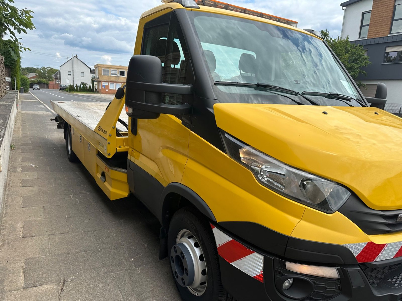 Iveco Daily 70c18 Schiebeplateau/Seilwinde/Funk - Auto evakuators: foto 3 Iveco Daily 70c18 Schiebeplateau/Seilwinde/Funk - Auto evakuators: foto 3