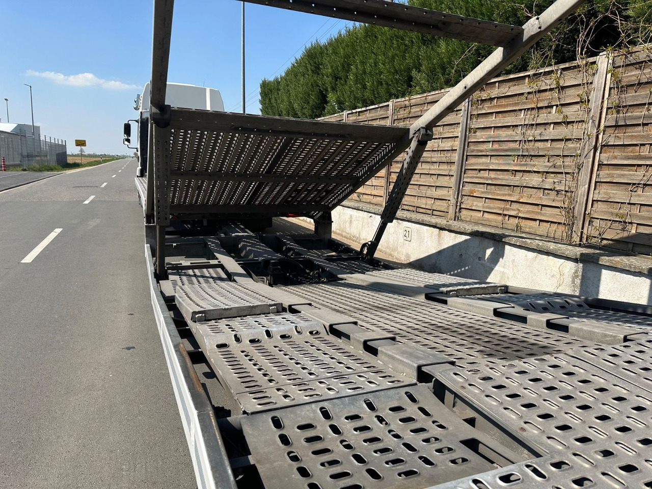 MAN 8.250 TGL*VDI2700*TOP*4-er Zug BFT Anhänger MAN 8.250 TGL*VDI2700*TOP*4-er Zug BFT Anhänger līzingu MAN 8.250 TGL*VDI2700*TOP*4-er Zug BFT Anhänger MAN 8.250 TGL*VDI2700*TOP*4-er Zug BFT Anhänger: foto 12