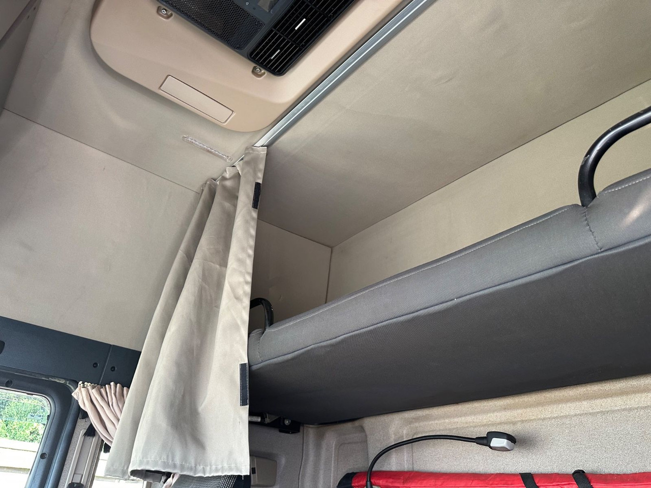 MAN 8.250 TGL*VDI2700*TOP*4-er Zug BFT Anhänger MAN 8.250 TGL*VDI2700*TOP*4-er Zug BFT Anhänger līzingu MAN 8.250 TGL*VDI2700*TOP*4-er Zug BFT Anhänger MAN 8.250 TGL*VDI2700*TOP*4-er Zug BFT Anhänger: foto 7