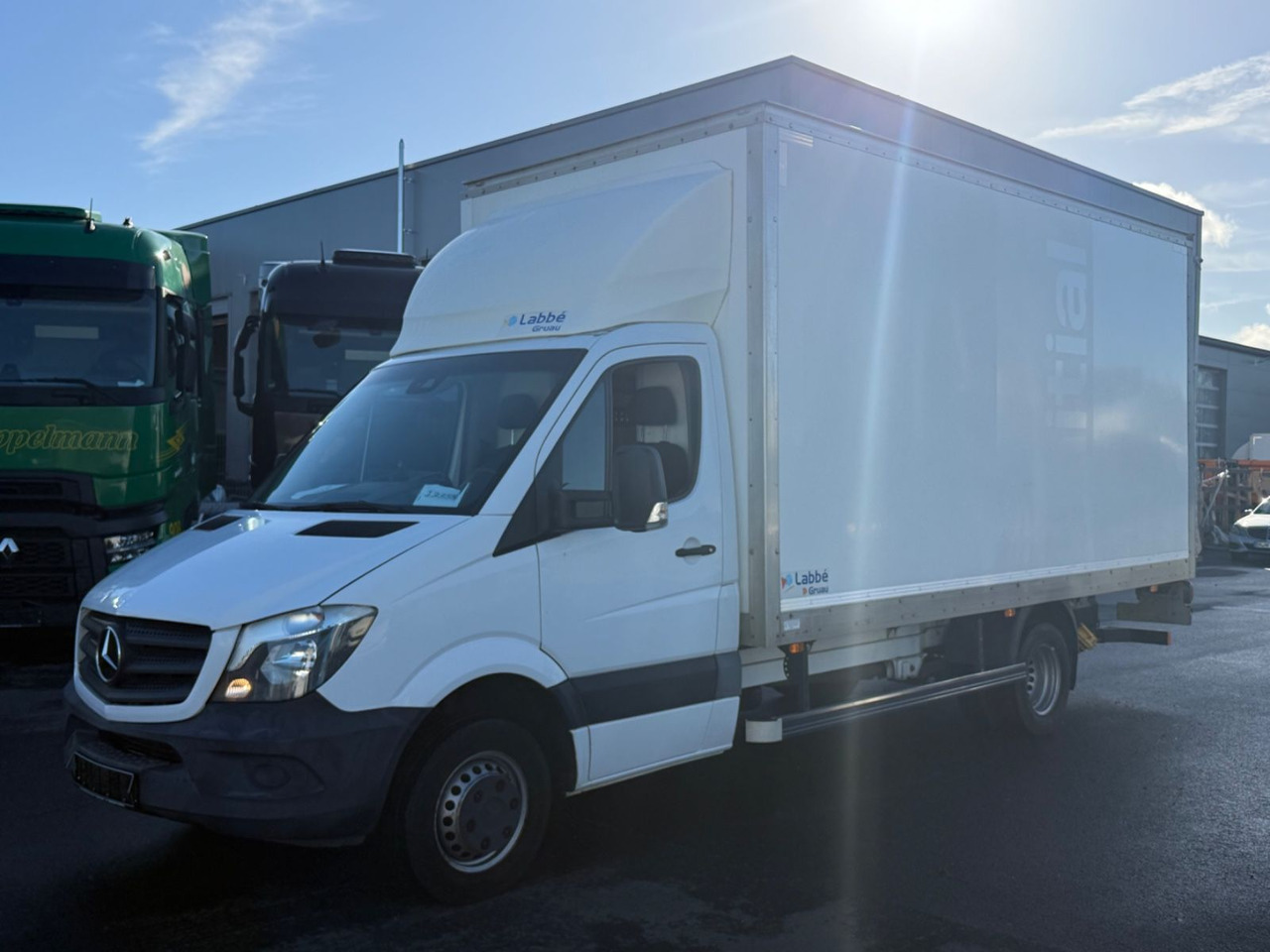 Mercedes-Benz Sprinter 516 cdi Koffer, Lbw, Automatik - Furgons ar slēgtā virsbūve: foto 2 Mercedes-Benz Sprinter 516 cdi Koffer, Lbw, Automatik - Furgons ar slēgtā virsbūve: foto 2