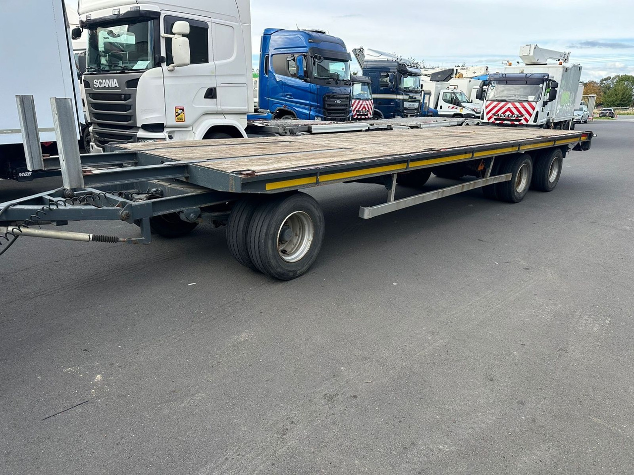 Müller-Mitteltal 3-Achs Plateau Anhänger T3 - Bortu piekabe/ Platforma: foto 1 Müller-Mitteltal 3-Achs Plateau Anhänger T3 - Bortu piekabe/ Platforma: foto 1